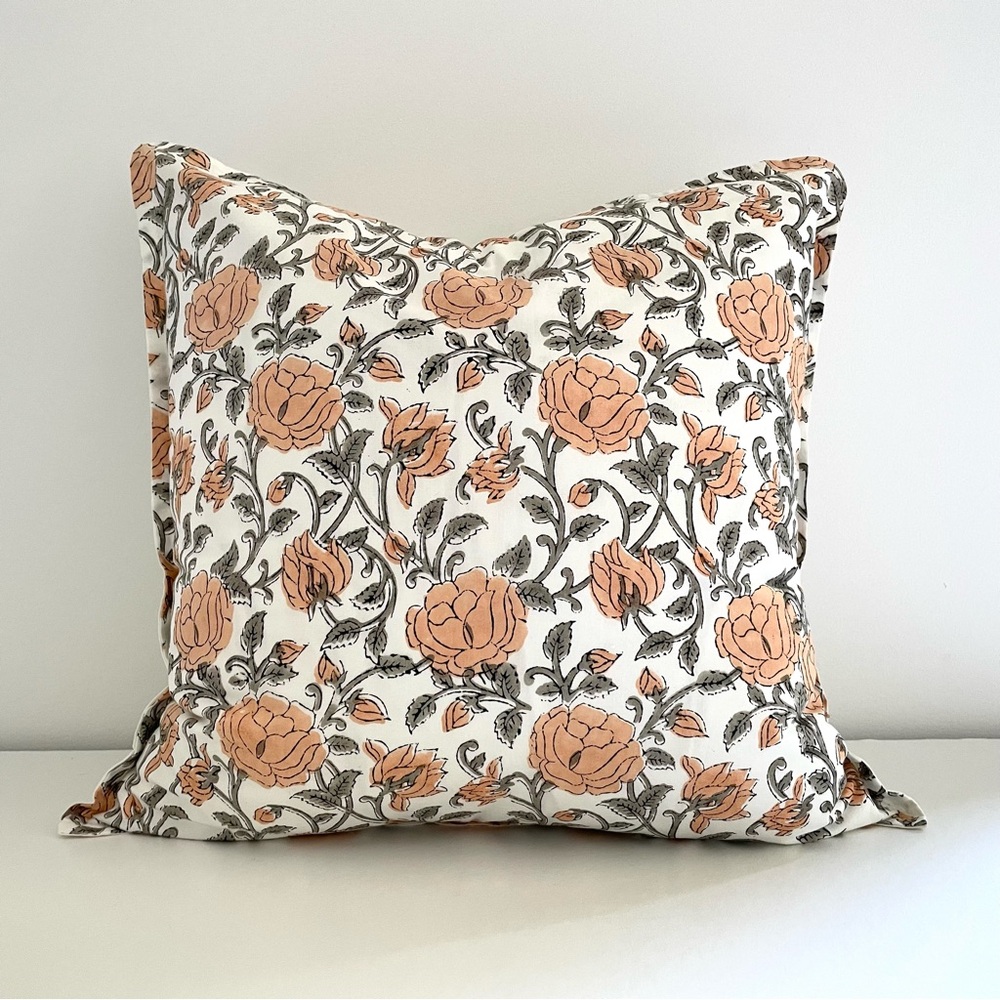 18x18 block print roses 100% cotton square pillow cover peach grey white #4